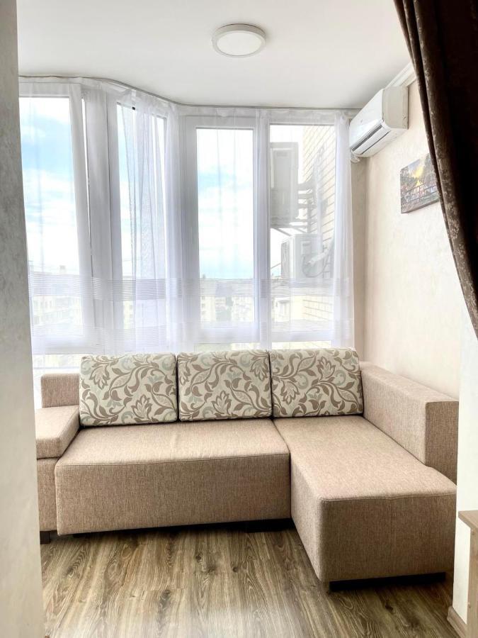 Atlant Luxury Family Apart Поряд З Тц Депот, Безконтактне Заселення Apartment Chernivtsi Bagian luar foto