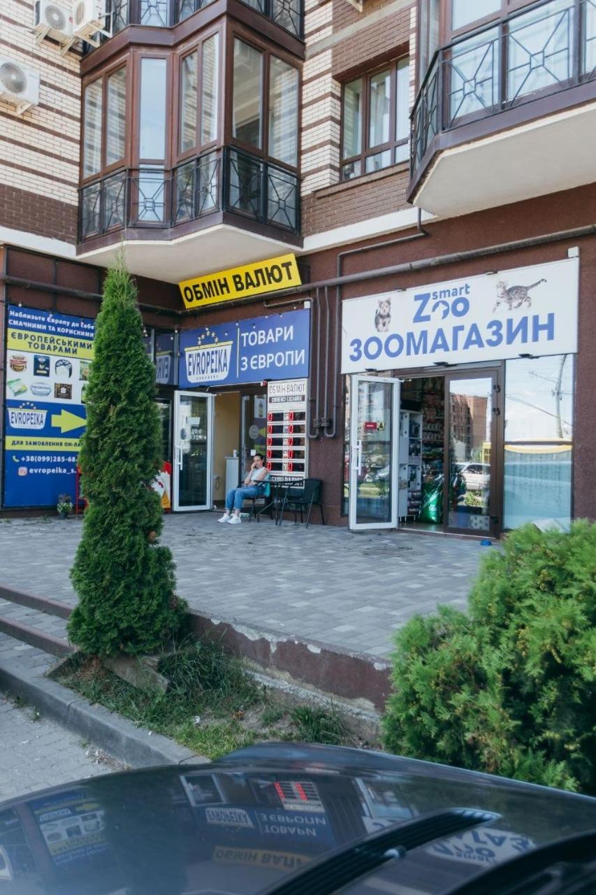 Atlant Luxury Family Apart Поряд З Тц Депот, Безконтактне Заселення Chernivtsi Bagian luar foto