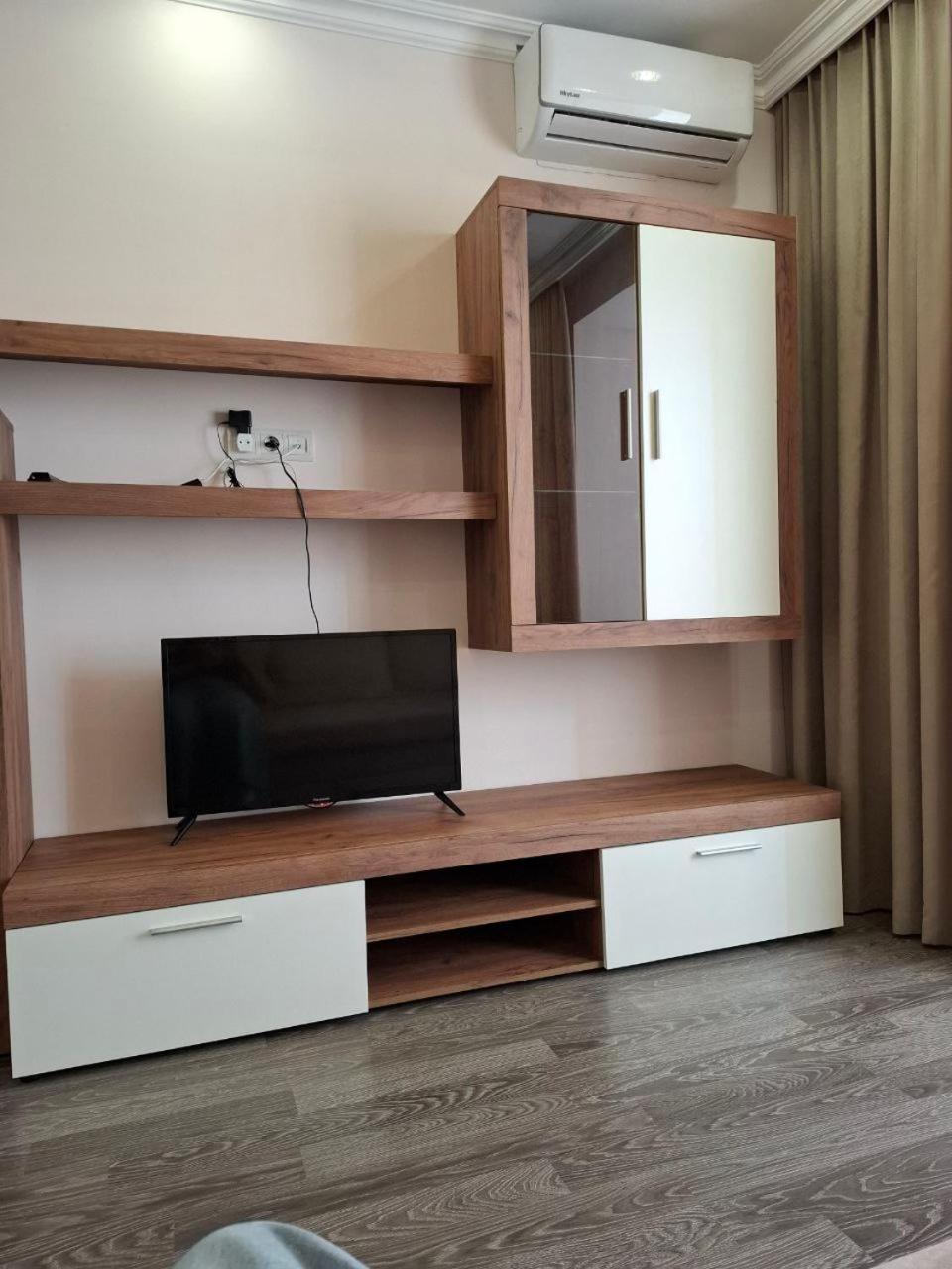 Atlant Luxury Family Apart Поряд З Тц Депот, Безконтактне Заселення Chernivtsi Bagian luar foto
